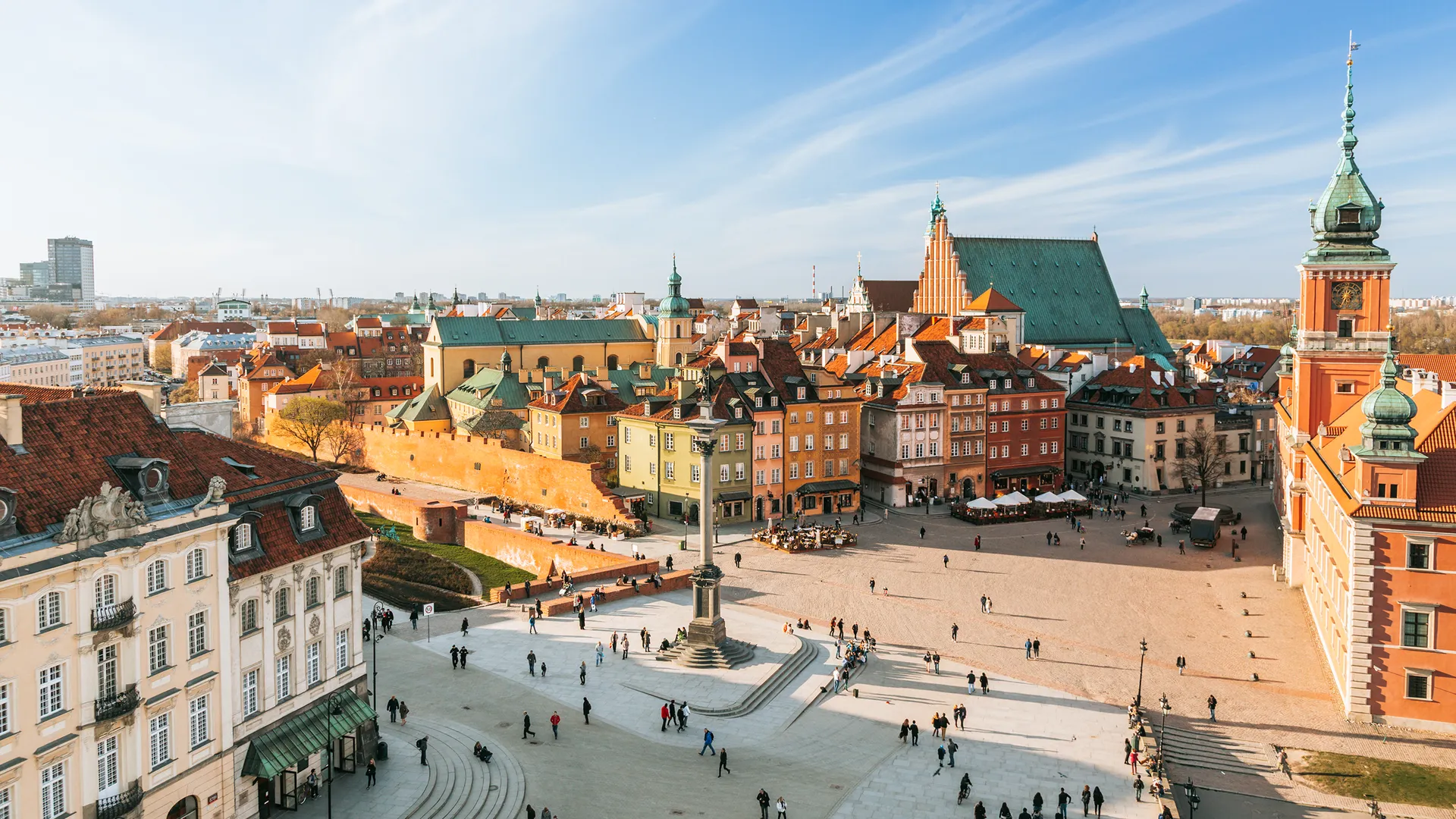 Expedia's Warsaw Travel Guide Video